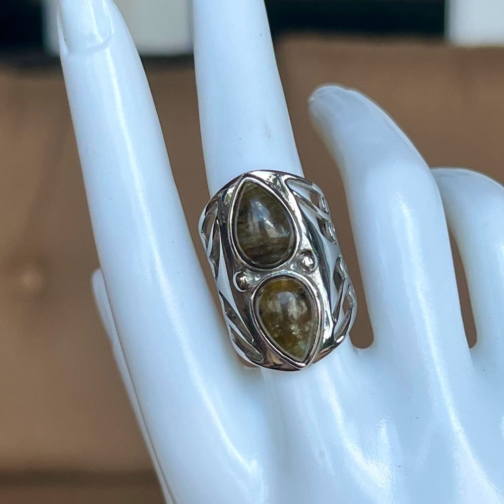 Malagasy Labradorite Large Open Framework Stateme… - image 2